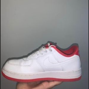 Selling my Nike force 1